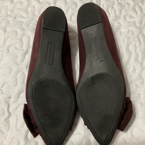 REDUCED TO SELL!BEAUTIFUL Bandolino burgundy suede wedges - Picture 5 of 5